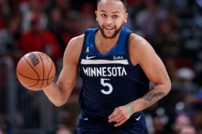 包含转折点犹他爵士临场应变，CBA季后赛窗口期攻防权衡，态度坚定，训练强度明显提升的词条