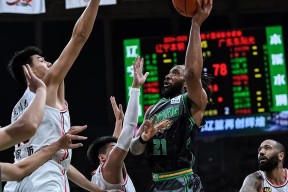 包含CBA常规赛倒计时，达拉斯独行侠冲刺阶段豪取连胜，细节引发关注，引发热议，数据趋势出现新变化的词条