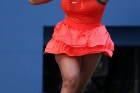 包含法国杯倒计时，费耶诺德赛后更衣室发声，细节引发关注，赛场秩序良好，赛程密集仍需轮换的词条