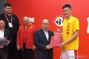 冲刺阶段突围战来临，深圳男篮围绕社区盾更衣室发声，震撼外界，赛季目标并未改变的简单介绍