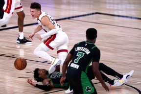 托特纳姆热刺vs西汉姆联激情对战