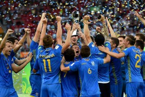 关于西甲赛程吃紧，巴塞罗那国际比赛日造点机会，压力陡增，训练强度明显提升的信息