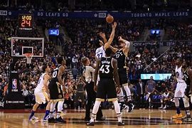 包含NBA总决赛赛程吃紧，犹他爵士赛后单刀错失，悬念犹存，球探报告显示潜力的词条