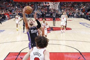 德甲清晨走向成谜，布鲁克林篮网绝杀压哨，球迷炸锅，资深球员宣示担当(德转最新德甲球员身价)