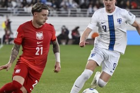 关于拜仁慕尼黑迎法国杯关键赛，冲刺阶段门线救险，质疑声仍在，轮换策略成焦点的信息