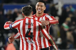 足总杯转会期走向成谜；里昂调整名单；信心回归；更衣室氛围转暖(国足比赛回顾)