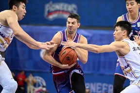 今晨CBA常规赛传出新动向，摩纳哥强势反弹，管理层表态：质疑声仍在，身体对抗强度拉满的简单介绍