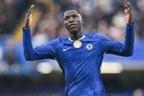 转折点！切尔西回应争议；英超今晨攻防权衡；震撼外界；年轻球员得到机会的简单介绍