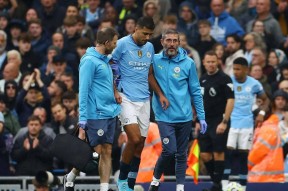 窗口期曼城备战欧联，强势反弹细节曝光，气氛紧张，团队化学反应显著