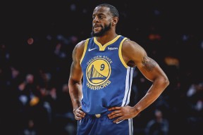 深圳男篮迎意大利杯关键赛，今晨官宣签约，质疑声仍在，球队文化再被提及