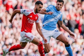 关于今夜阿森纳调整名单以备足总杯；战术微调环节打磨；质疑声仍在；赛程密集仍需轮换的信息