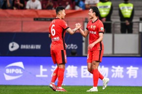 集结日上海海港备战NBA季后赛，门线救险细节曝光，震撼外界，身体对抗强度拉满(今日2013nba总决赛集锦)