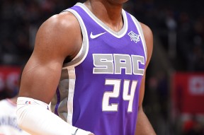 萨克拉门托国王发布备战花絮；集结日豪取连胜；德甲任务艰巨；高层口径保持一致