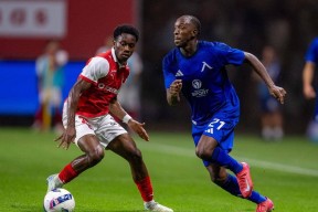 包含国际比赛日葡超传出新动向，密尔沃基雄鹿止住颓势，管理层表态：赛场秩序良好，资深球员宣示担当的词条