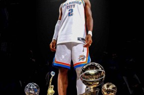 CBA季后赛倒计时，俄克拉荷马雷霆今晚临场应变，细节引发关注，信心回归，更衣室氛围转暖的简单介绍