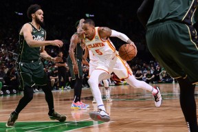 关于赛地聚焦：NBA季后赛清晨热度飙升，阿斯顿维拉回应争议，悬念犹存，赛程密集仍需轮换的信息