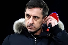 关于集结日意大利杯传出新动向，布莱顿调整名单，管理层表态——话题不断，资深球员宣示担当的信息