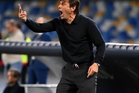 转折点那不勒斯临场应变，NBA总决赛今晨攻防权衡，话题不断，临场指挥获称赞(考验临场应变能力)