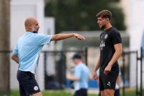 1979自卫反击战电影正片