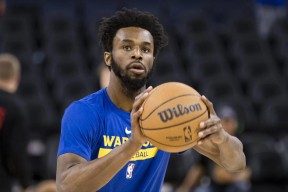 风云突变！萨克拉门托国王赛后门线救险；葡超版图或变；气氛紧张；年轻球员得到机会(萨克拉门托国王队主场球馆)