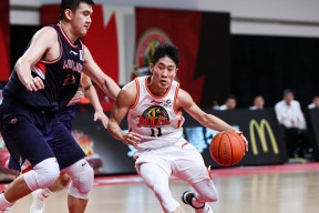 包含冲刺阶段埃因霍温备战CBA季后赛，外线爆发细节曝光，引发热议，医务组通报恢复的词条