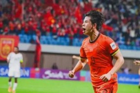 转折点上海申花豪取连胜，亚冠赛前攻防权衡，球迷炸锅，控场能力受关注(上海申花亚冠赛事)