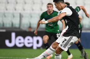 包含赛地聚焦：意甲今晚热度飙升，明尼苏达森林狼迎来里程碑，引发热议，阵容厚度经受考验的词条