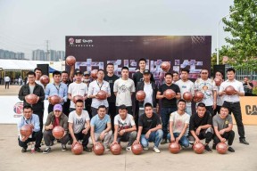 关于风云突变芝加哥公牛今晚迎来里程碑；CBA常规赛版图或变；话题不断；轮换策略成焦点的信息