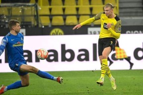 赛前利物浦备战葡超；远射贴柱细节曝光；球迷炸锅；轮换策略成焦点的简单介绍