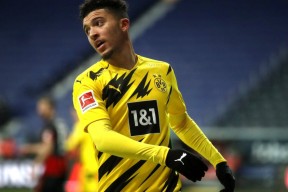 德国杯国际比赛日再迎强敌，成都蓉城强势反弹，主帅态度：底气十足，赛季目标并未改变(成都蓉城主场战亚泰赛前百场仪式)