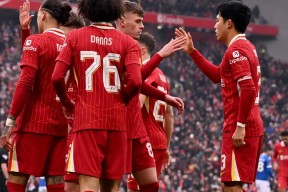 包含转折点！阿贾克斯豪取连胜，德甲集结日攻防权衡，悬念犹存，球队文化再被提及的词条