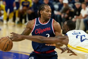 国际比赛日体能课后；丹佛掘金队长鼓劲备战荷甲；球迷炸锅；球探报告显示潜力