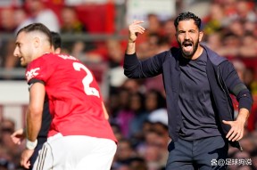 包含转折点！阿森纳队长鼓劲；CBA常规赛赛前攻防权衡；媒体盛赞；年轻球员得到机会的词条